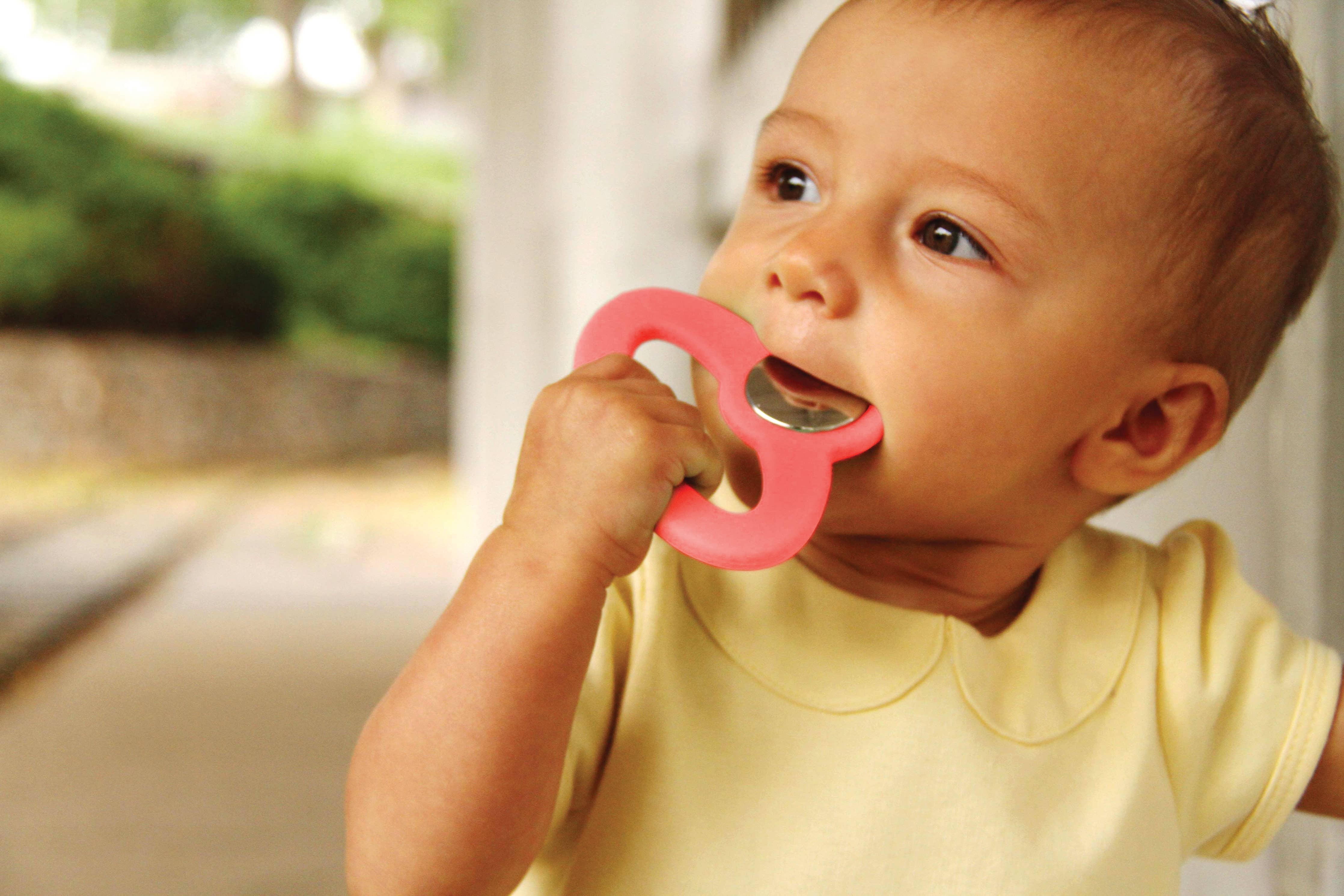 Toofeze Cold Teether - Coral Pink