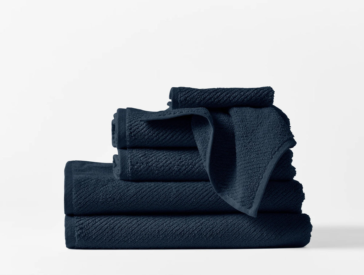 Coyuchi Organic Cotton Air Weight Bath Towels