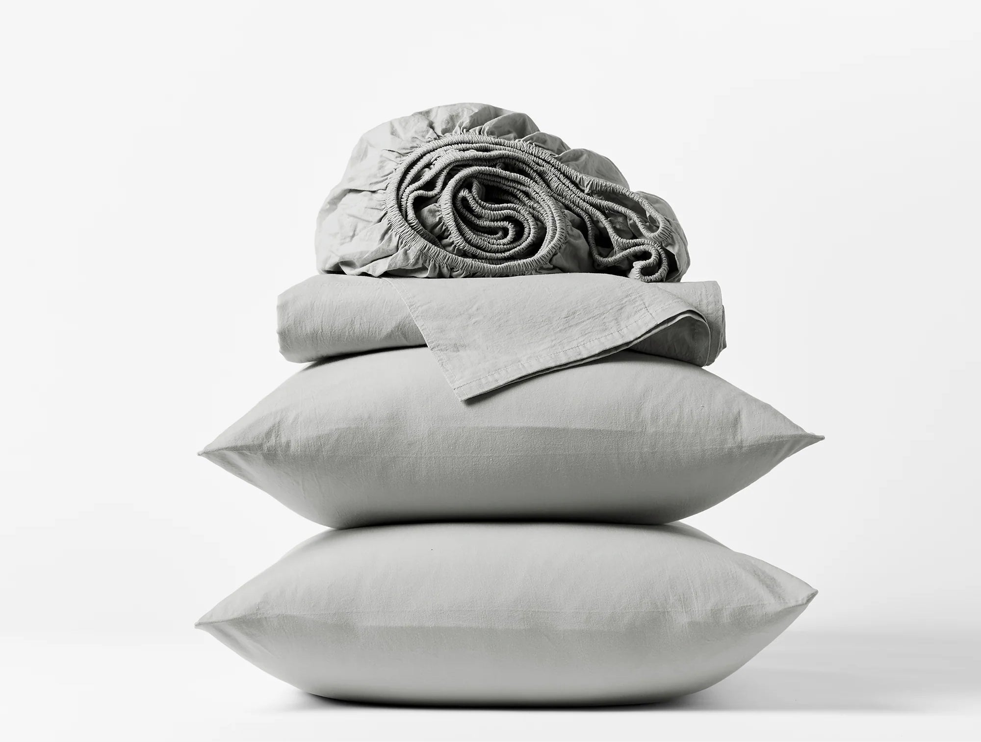 Coyuchi Crinkled Percale Sheet Set - Thumbnail 2