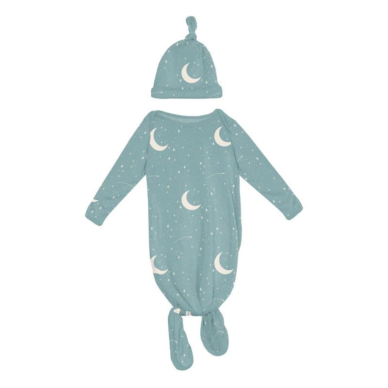 Print Knotted Layette Gown & Hat Set