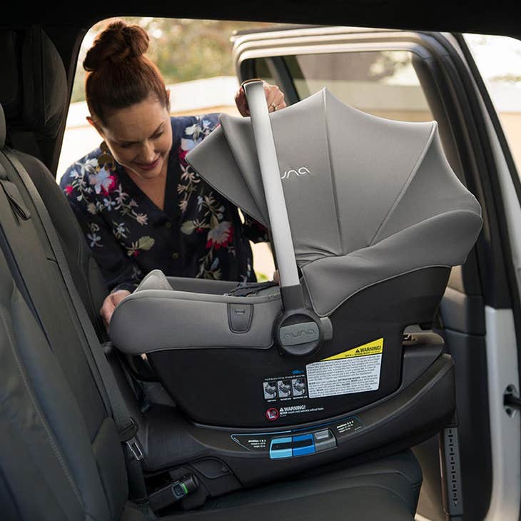 Nuna pipa base installation with shop seat belt