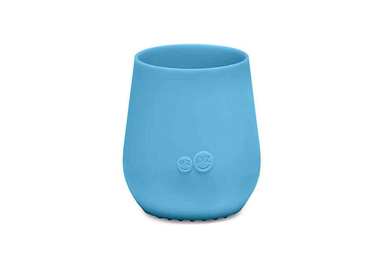 ezpz-tiny-cup-silicone-blue-transition-drinking-cup-image