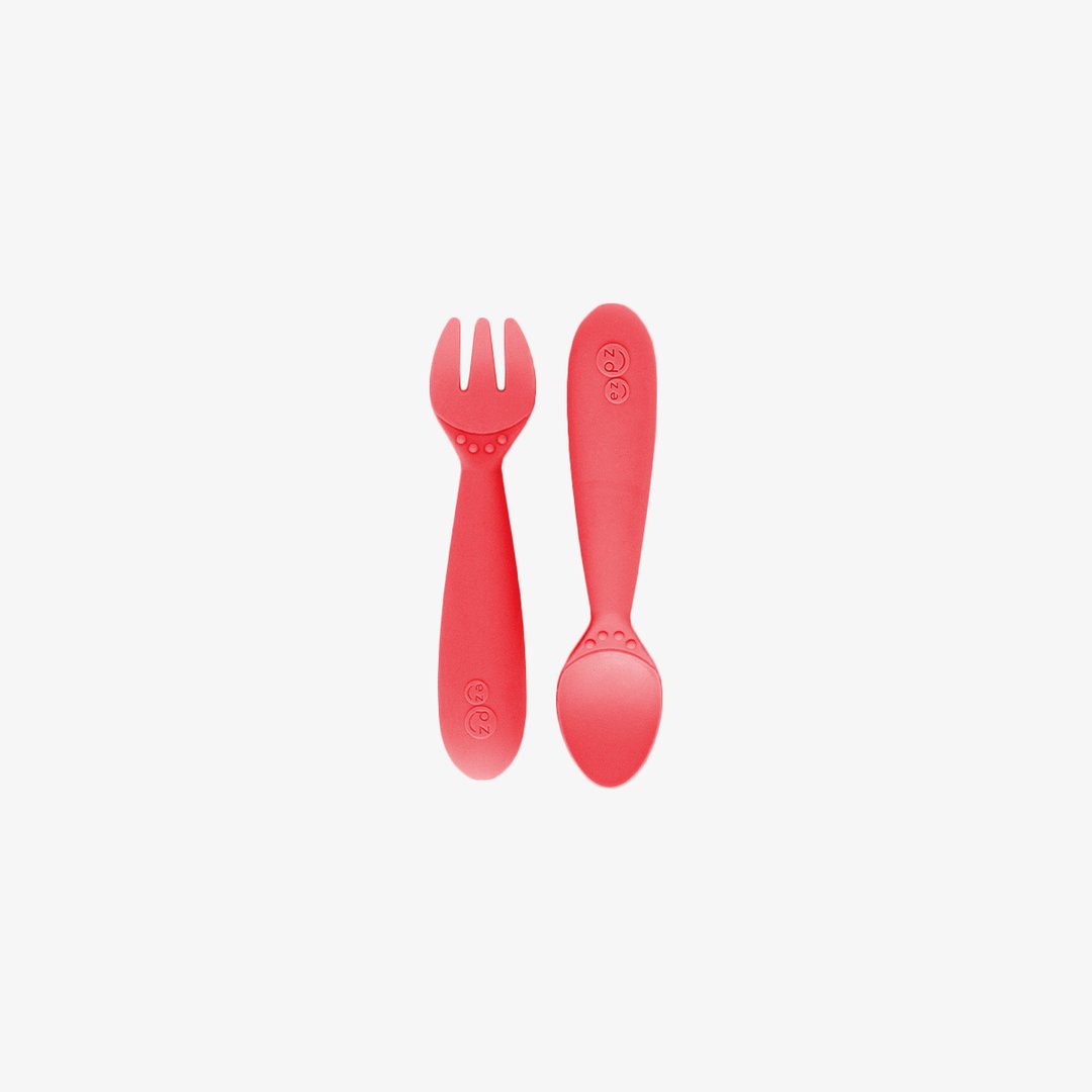 https://www.satarahome.com/cdn/shop/products/ezpz-fun-silicone-spoon-and-fork-utensils-coral_2000x.jpg?v=1621969601
