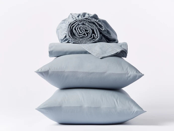 Coyuchi Crinkled Percale Sheet Set - Thumbnail 3