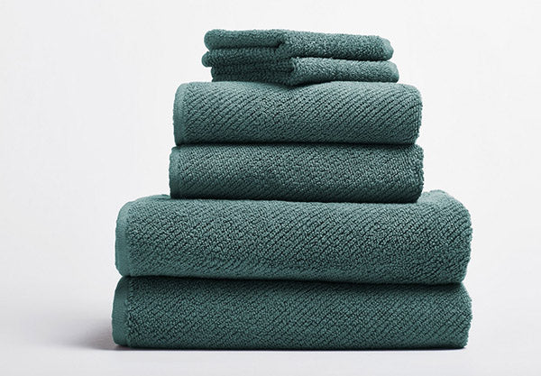 Coyuchi Air Weight Bath Towel
