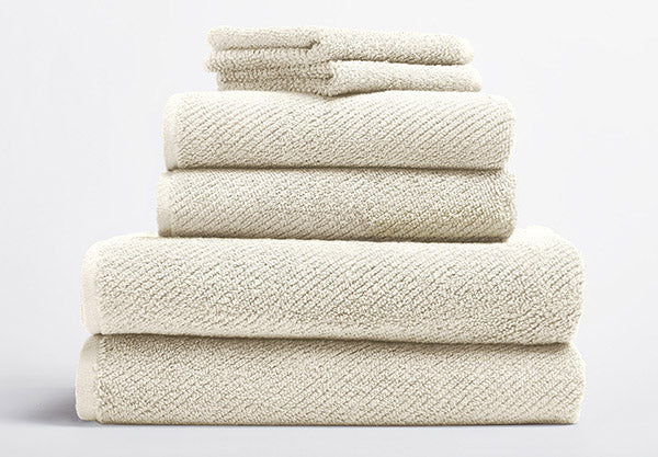 Coyuchi Air Weight Bath Towels